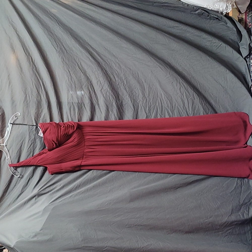 Dress - Picture 1 of 6